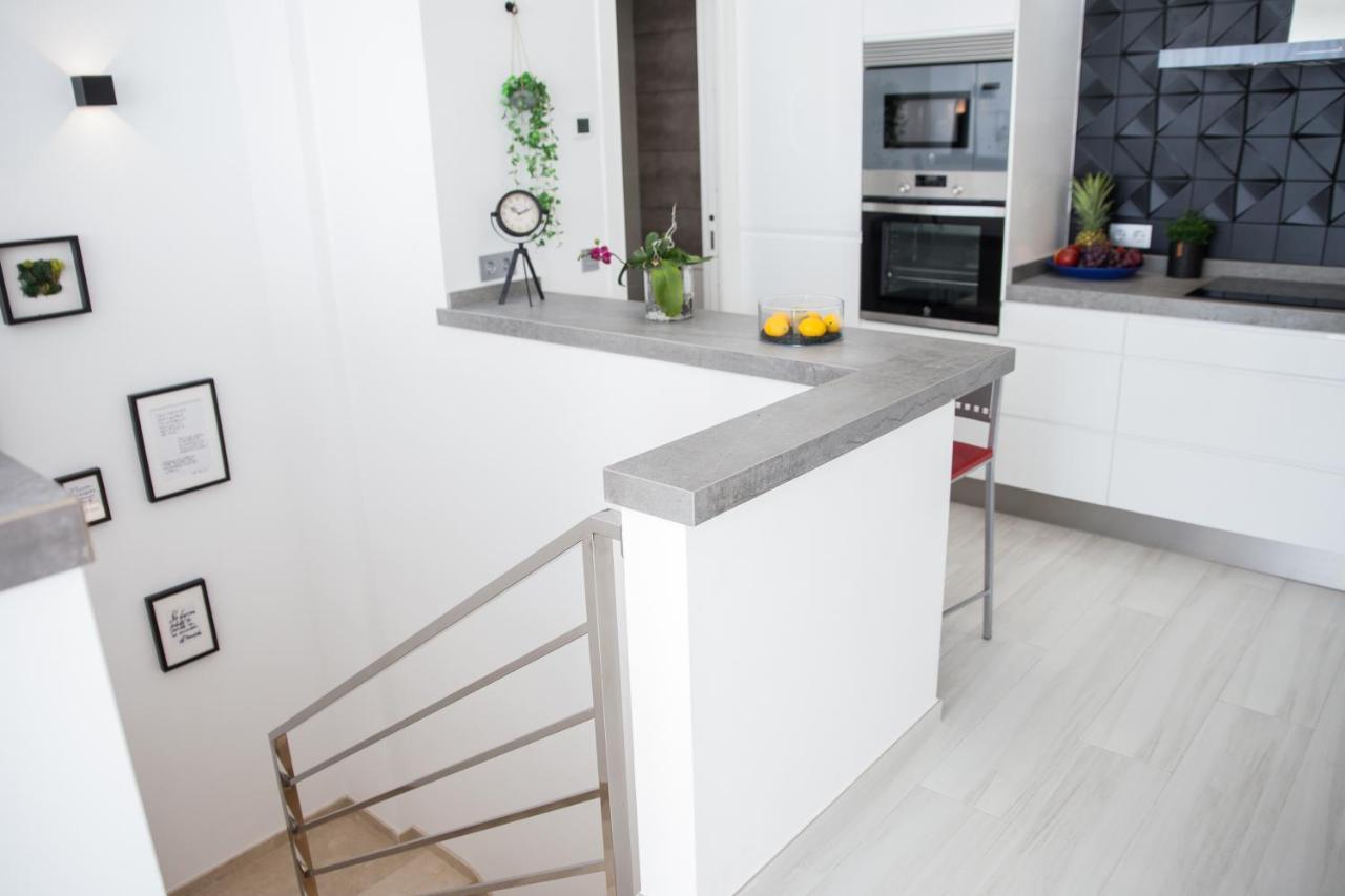 Spacious 200 Sq.M. Penthouse With Sea View Terraces トレモリノス エクステリア 写真