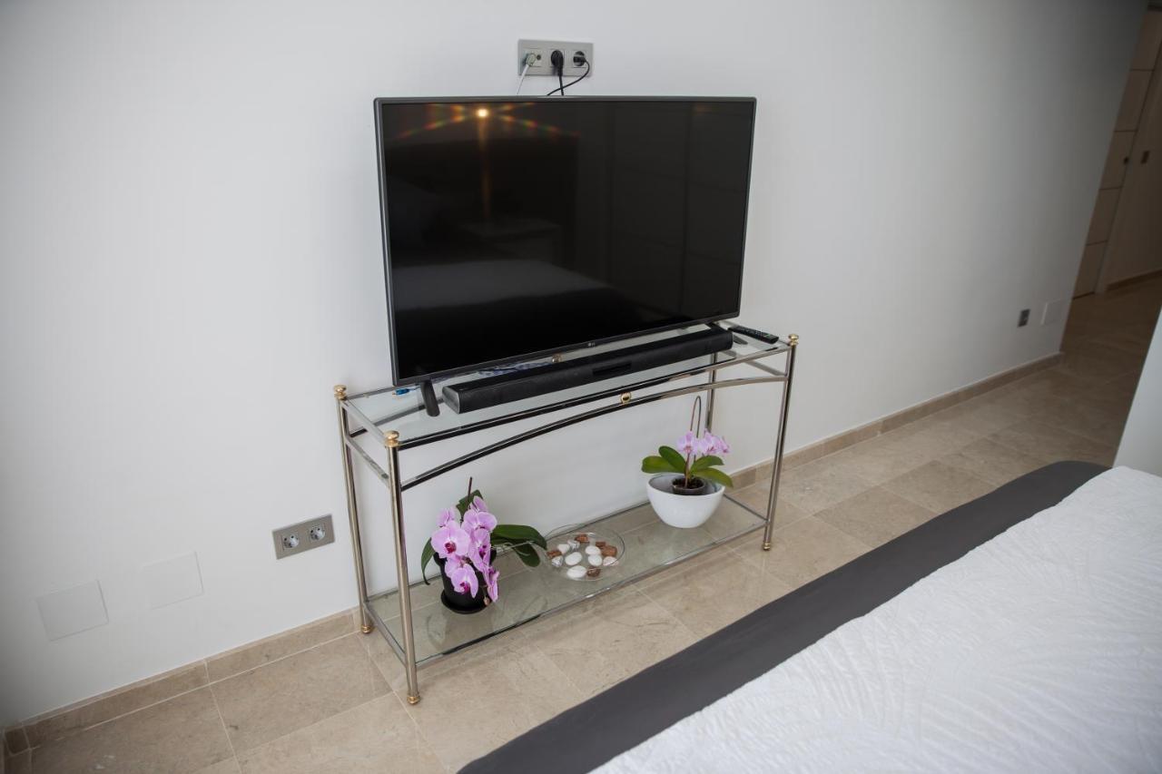 Spacious 200 Sq.M. Penthouse With Sea View Terraces トレモリノス エクステリア 写真