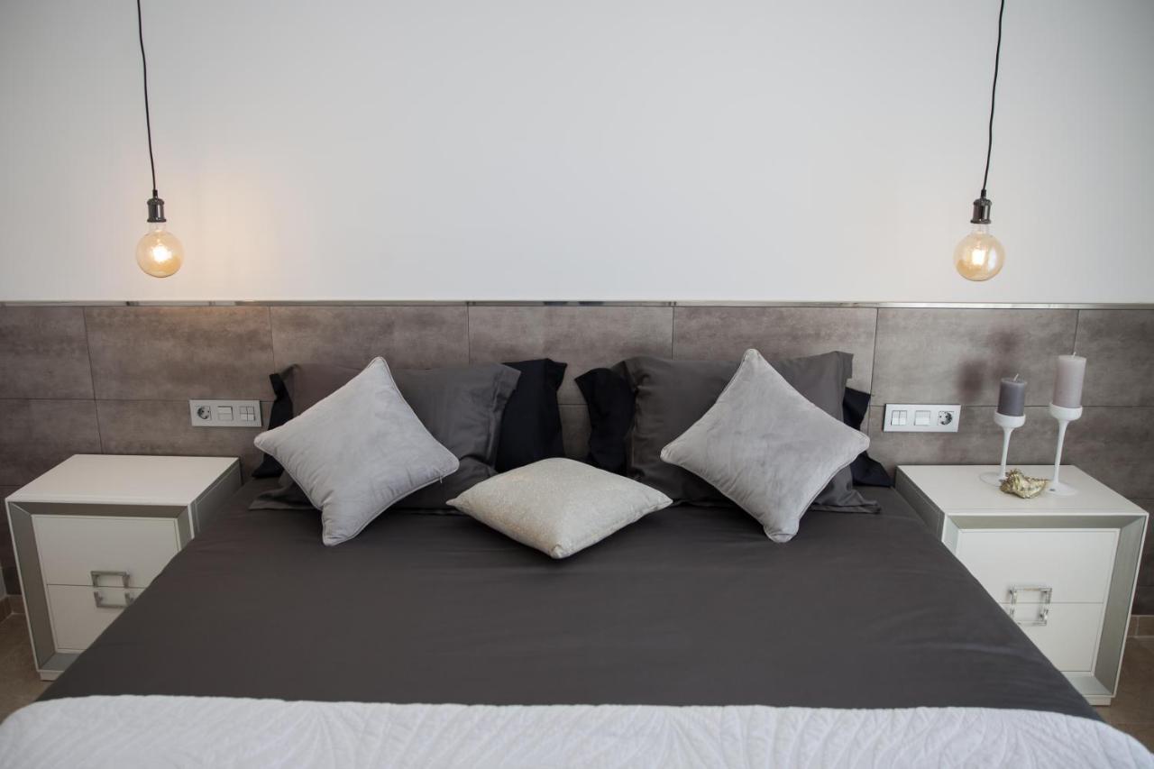 Spacious 200 Sq.M. Penthouse With Sea View Terraces トレモリノス エクステリア 写真
