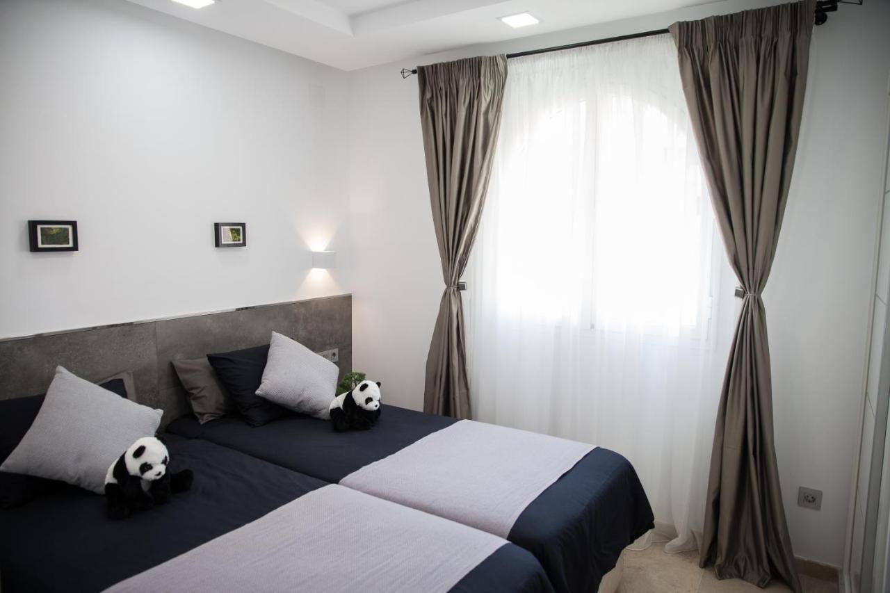 Spacious 200 Sq.M. Penthouse With Sea View Terraces トレモリノス エクステリア 写真