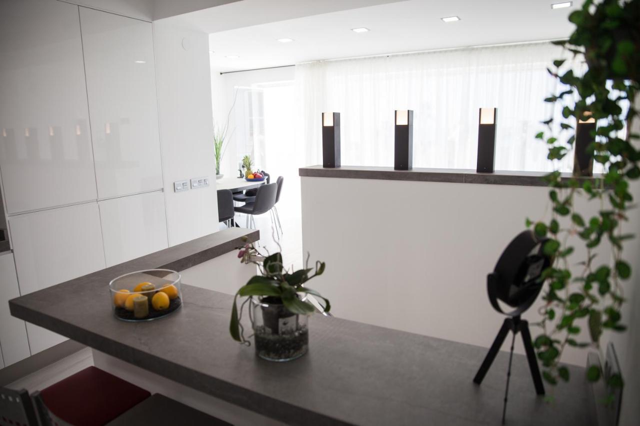 Spacious 200 Sq.M. Penthouse With Sea View Terraces トレモリノス エクステリア 写真