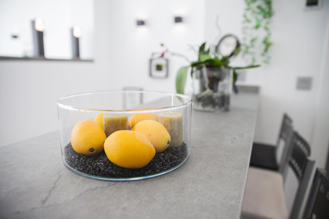 Spacious 200 Sq.M. Penthouse With Sea View Terraces トレモリノス エクステリア 写真
