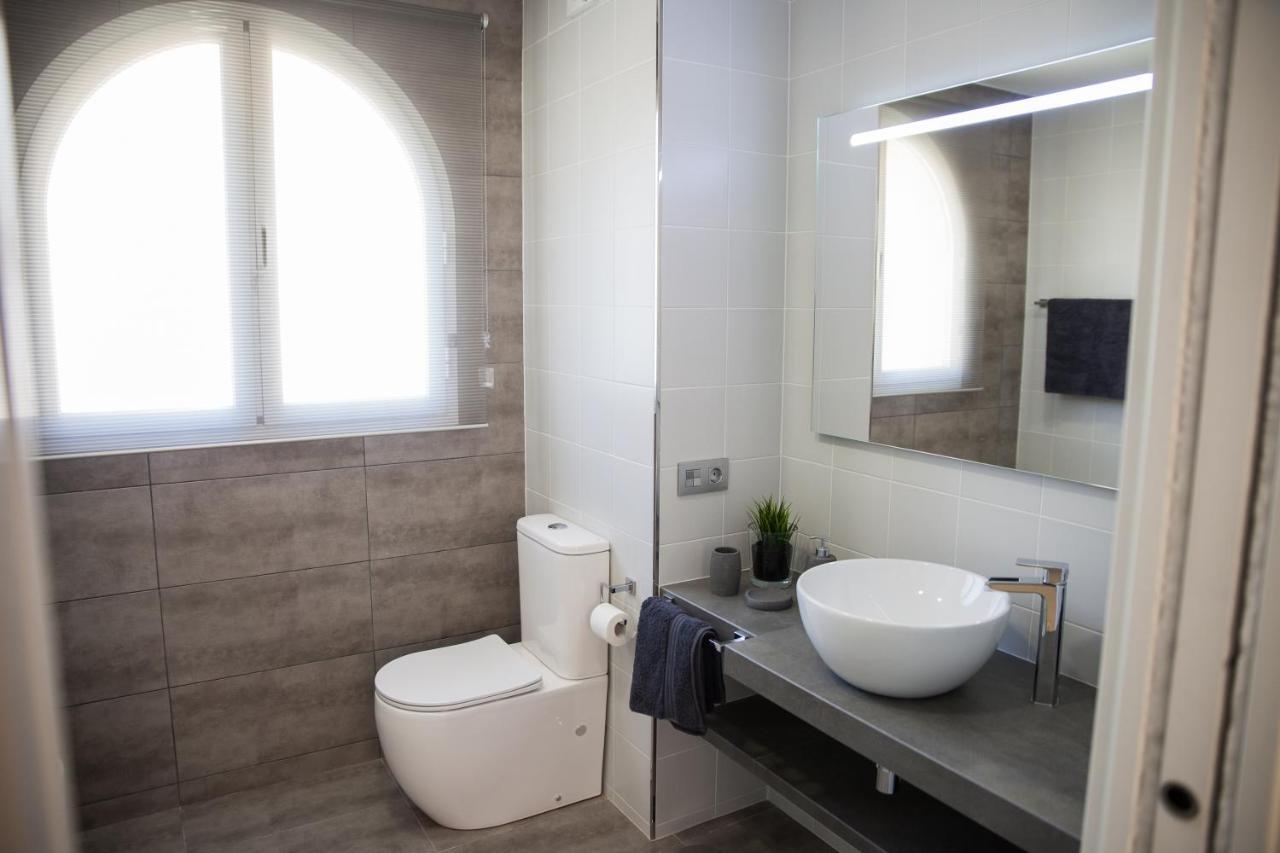 Spacious 200 Sq.M. Penthouse With Sea View Terraces トレモリノス エクステリア 写真