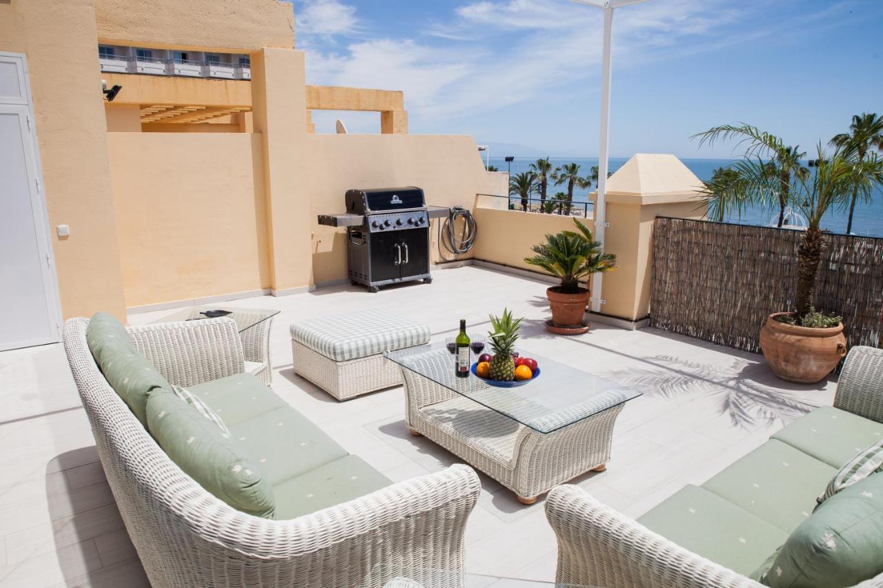 Spacious 200 Sq.M. Penthouse With Sea View Terraces トレモリノス エクステリア 写真